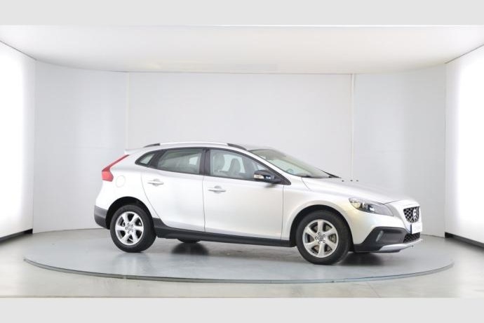 VOLVO V40 CROSS COUNTRY 2.0 D3 Kinetic Auto