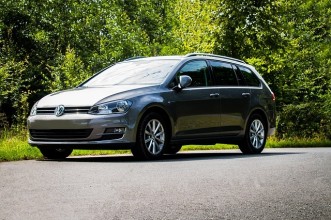 Al ser uno de los coches más vendidos en España, es posible comprar un  Volkswagen Golf de segunda mano en Galicia fácilmente y a buen precio