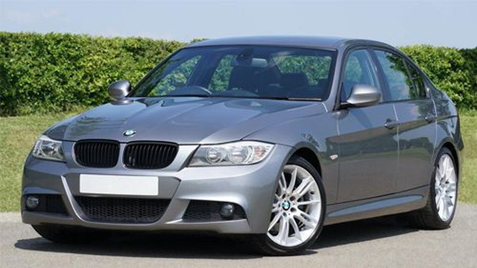 El BMW Serie 3 y e BMW Serie 5 son berlinas de gran calidad