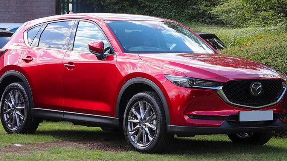 El Mazda CX-5 2019 es un SUV de tamaño compacto confortable, equilibrado y preciso