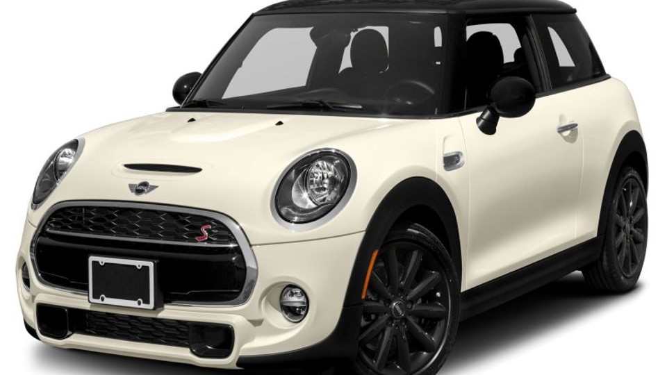 El Mini Cooper 2018 es un automóvil ágil y dinámico en curvas