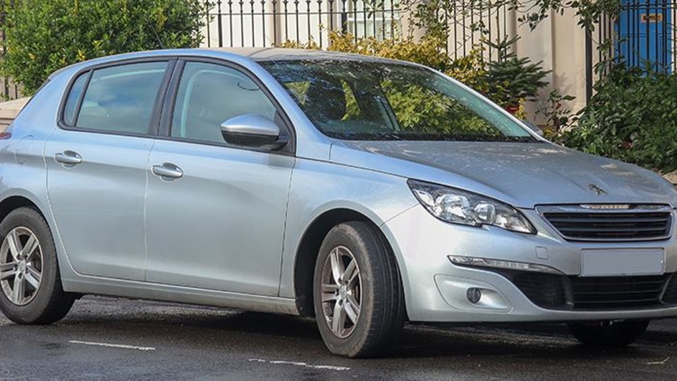 El Peugeot 308 2015 es un automóvil de gran éxito de ventas