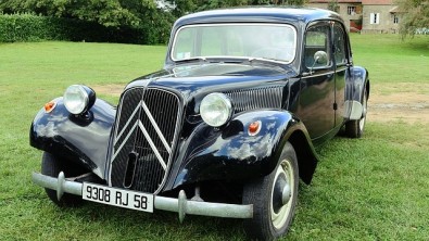 El Citroën Traction Avant se comercializó durante 15 años El Citroën Traction Avant se comercializó durante 15 años