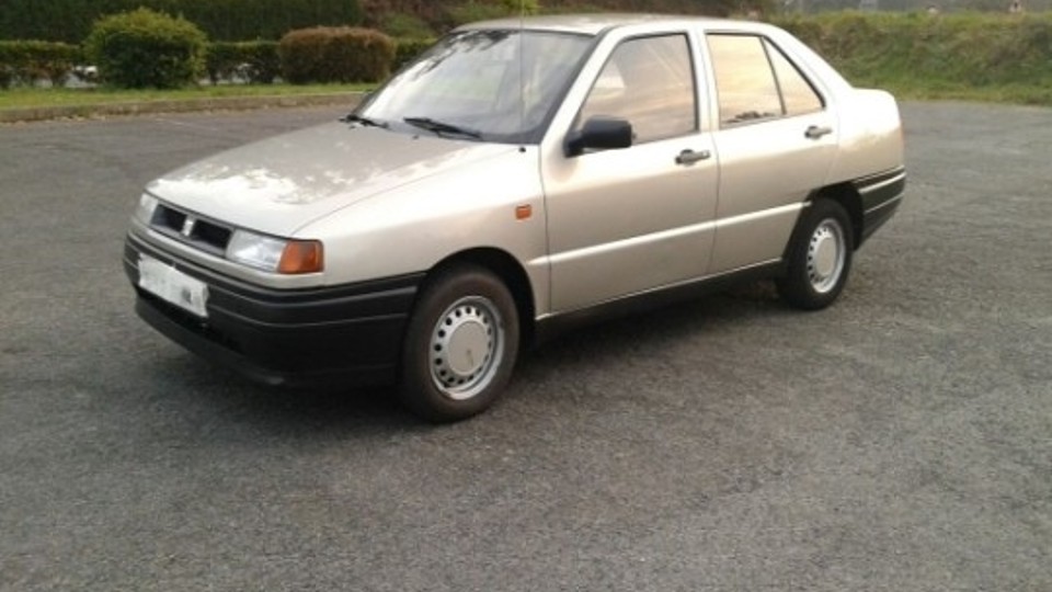 Coches en Galicia: 15 de cada 100 tienen más de 20 años