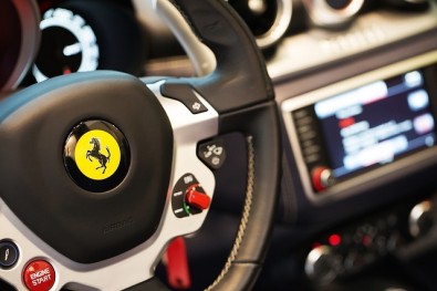 El logo de Ferrari fue una idea de la Condesa Paolina para que Enzo Ferrari tuviese suerte en su andanza