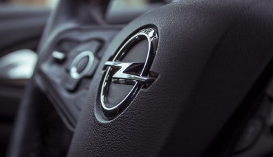 Los propulsores del Opel Astra abarcan desde los 95 hasta los 200  caballos de potencia