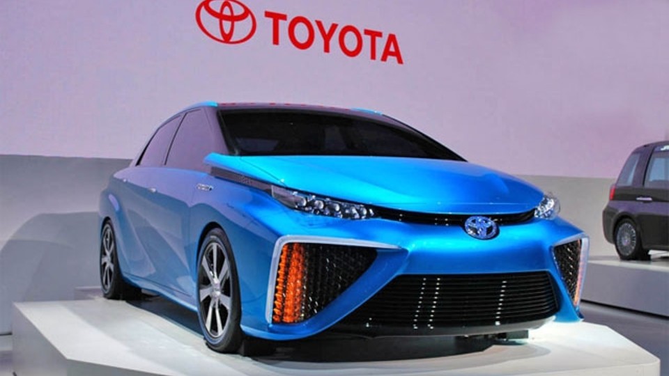 Toyota Motor quiere dejar de fabricar coches contaminantes para 2050