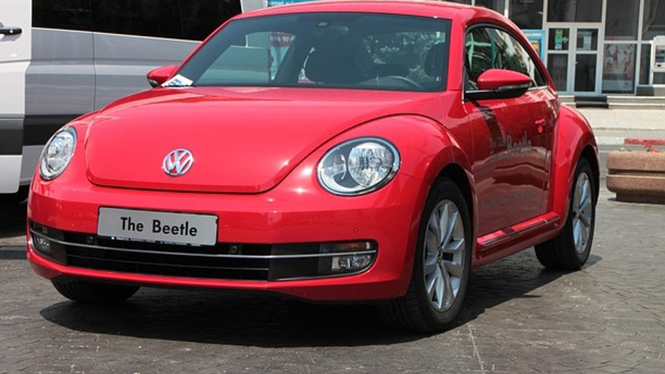En 2016 tuvo lugar un rediseño del Volkswagen Beetle y se modificaron aspectos estéticos, de equipamiento y de acabados