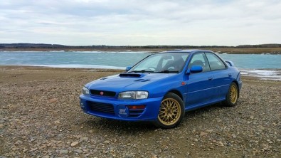 El Subaru Impreza WRX STi se lanza en el año 1994 y alcanza los 250  CV de potencia