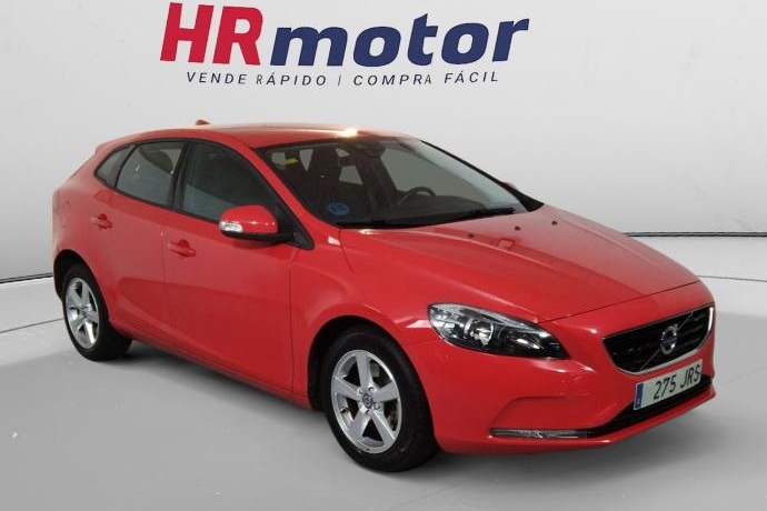 VOLVO V40 KINETIC
