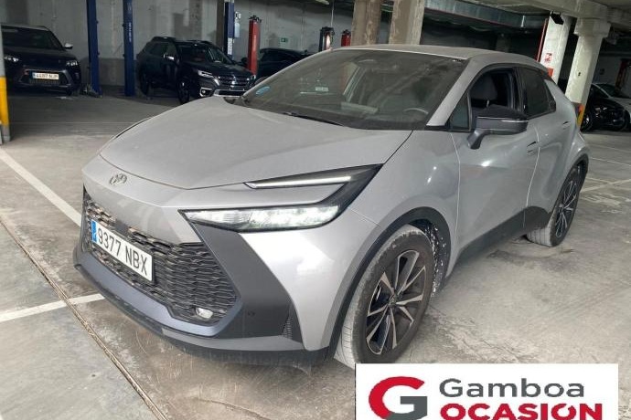 TOYOTA C-HR 1.8 Advance Hybrid 140