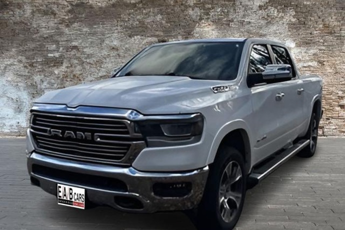 DODGE RAM 1500 5.7L V8 HEMI 4X4 Laramie