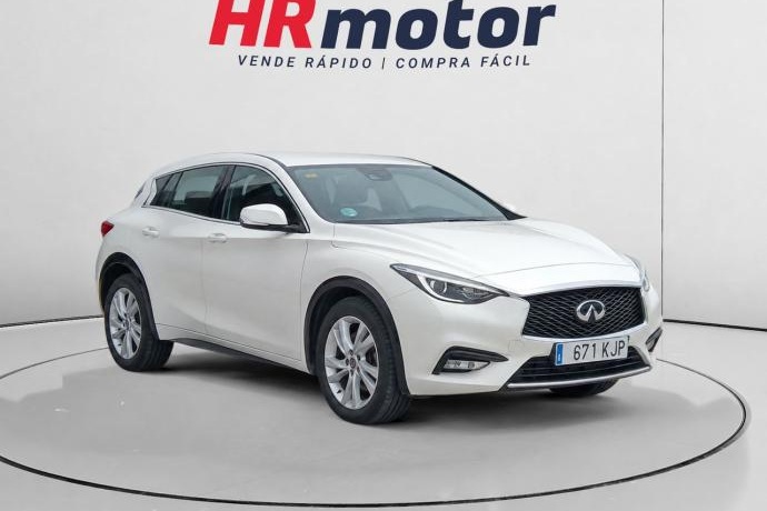 INFINITI Q 30 1.5 D Premium 80 kW (109 CV)