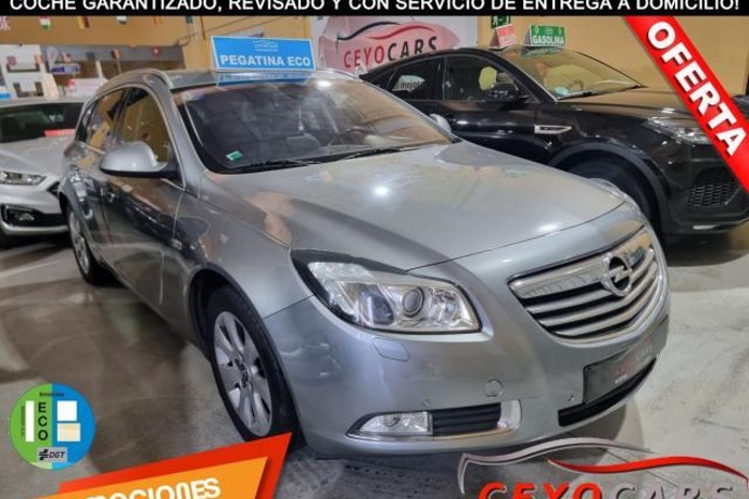 OPEL INSIGNIA Sports Tourer Cosmo 2.0 Turbo 220 CV