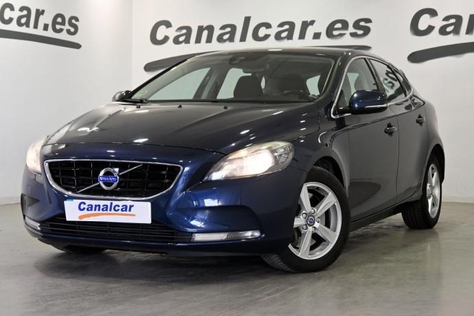 VOLVO V40 D3 Momentum 110 kW (150 CV)