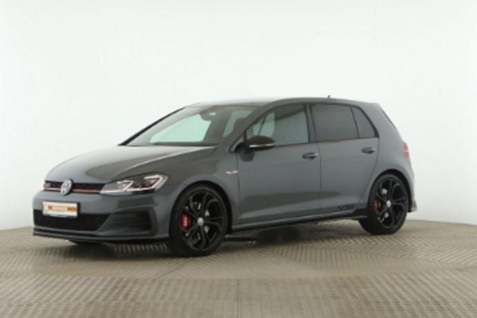 VOLKSWAGEN GOLF 2.0 TSI GTI