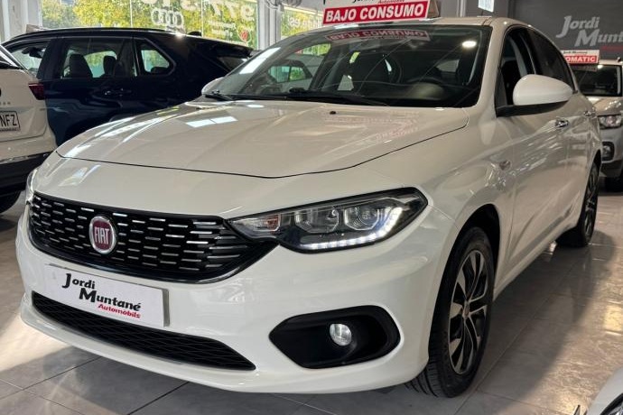 FIAT TIPO 1.3 MULTIJET 95CV MIRROR.- " 5 PUERTAS ".- " IMPECABLE ".-