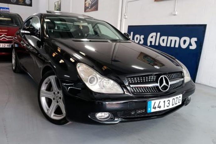 MERCEDES-BENZ CLS 500