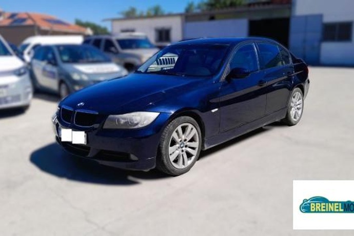 BMW SERIE 3 320iA Berlina
