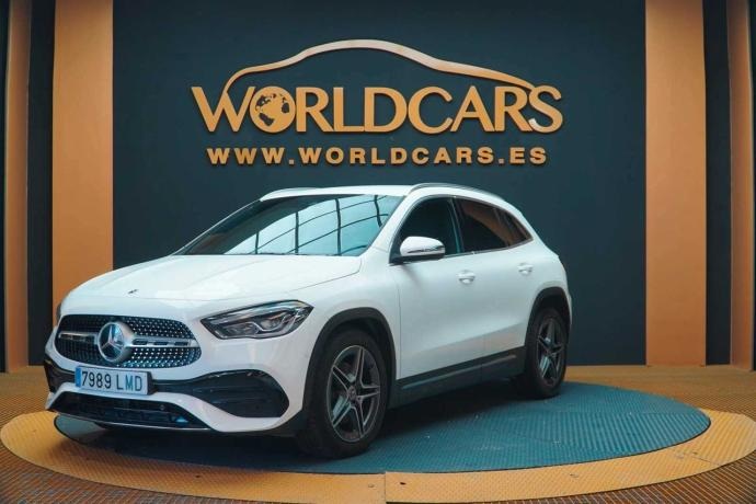 MERCEDES-BENZ GLA 200 D AMG LINE