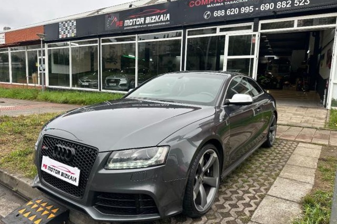 AUDI RS5 4.2 V8 FSI quattro S tronic
