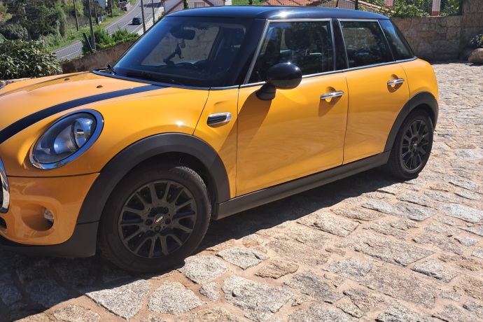 MINI MINI COOPER D 