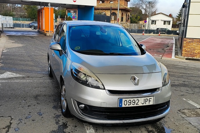 RENAULT GRAND SCENIC 1.5 DCI DYNAMIQUE 7 PLAZAS