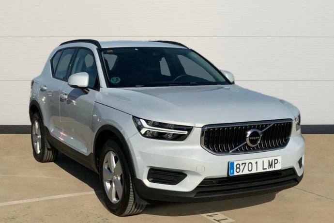 VOLVO XC40 1.5 T3 MOMENTUM CORE AUTO 163 5P