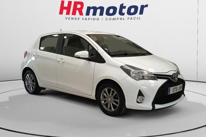 TOYOTA YARIS Active