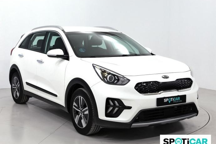KIA NIRO 1.6 GDi HEV 104kW (141CV) Drive
