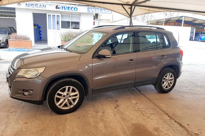 VOLKSWAGEN TIGUAN 2.0 TDI ADVANCE