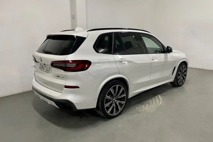 BMW X5 xDrive 30dA