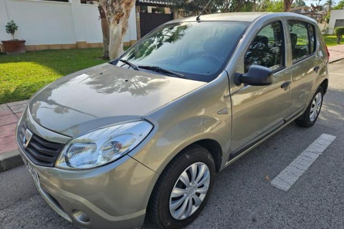 DACIA SANDERO 1.2 16V AMBIANCE
