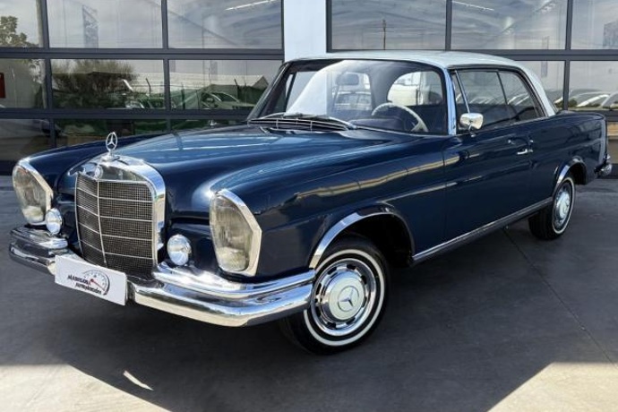 MERCEDES-BENZ 220 SE Coupé W 111