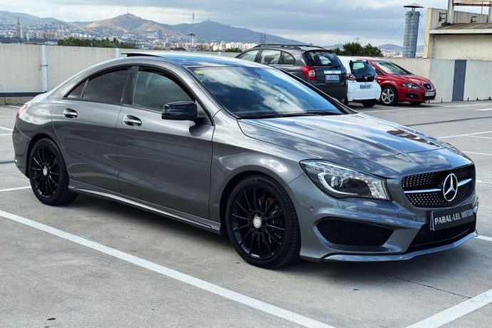 MERCEDES-BENZ CLA 220 CDI EDITION 1 con TECHO PANORÁMICO...