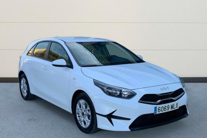 KIA CEE´D 1.6 MHEV 100KW CONCEPT 136 5P