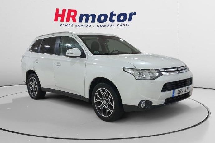 MITSUBISHI OUTLANDER Motion 2WD