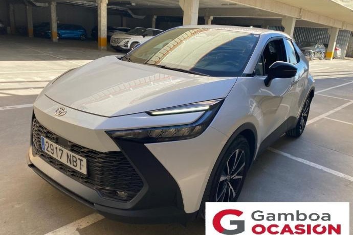 TOYOTA C-HR 1.8 Advance Hybrid 140
