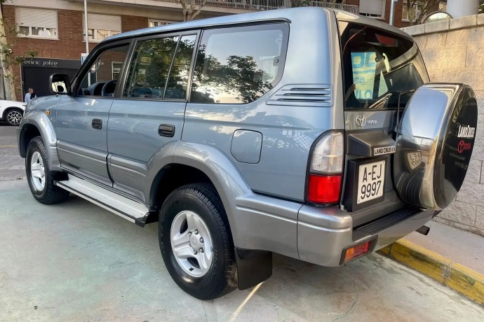 TOYOTA LAND CRUISER 95 D4D 50 Aniversario