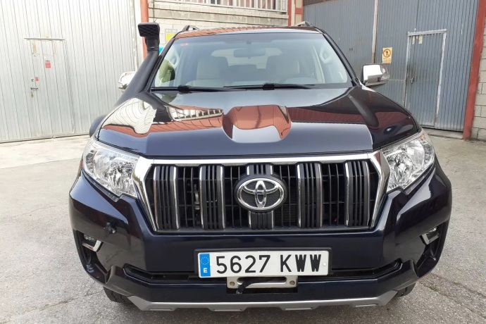 TOYOTA LAND CRUISER D-4D VX Aut. VX