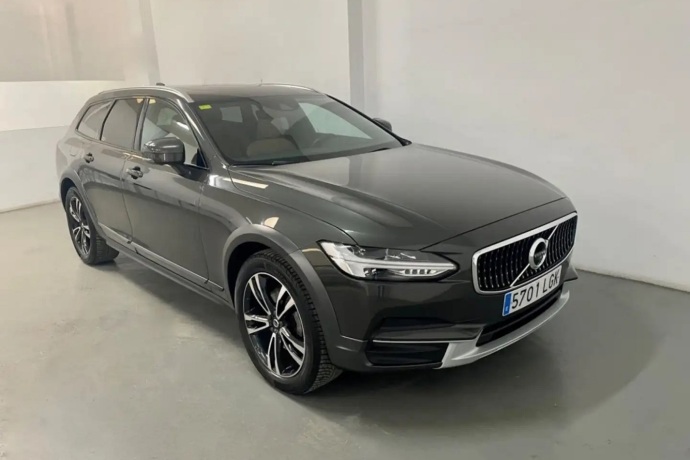 VOLVO V90 Cross Country D4 AWD