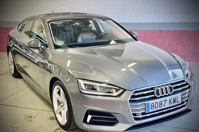 AUDI A5 2.0TDI Sport S tronic