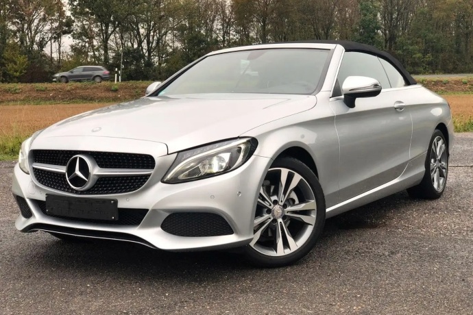 MERCEDES-BENZ 180 9G-Tronic AMG Line
