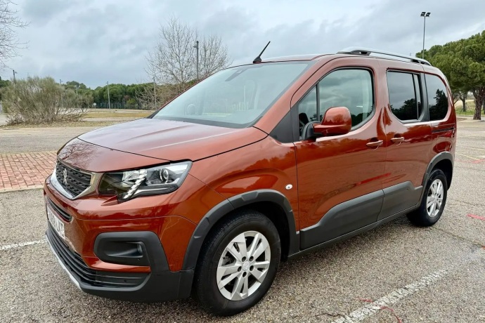 PEUGEOT RIFTER 1.5BlueHDi S&S Standard Allure EAT8 130