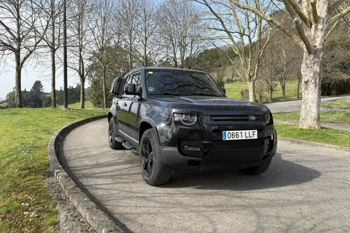 LAND-ROVER DEFENDER 110 2.0D SD4 First Edition AWD