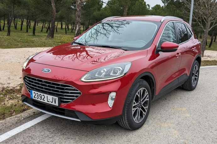 FORD KUGA 1.5 EcoB. S
