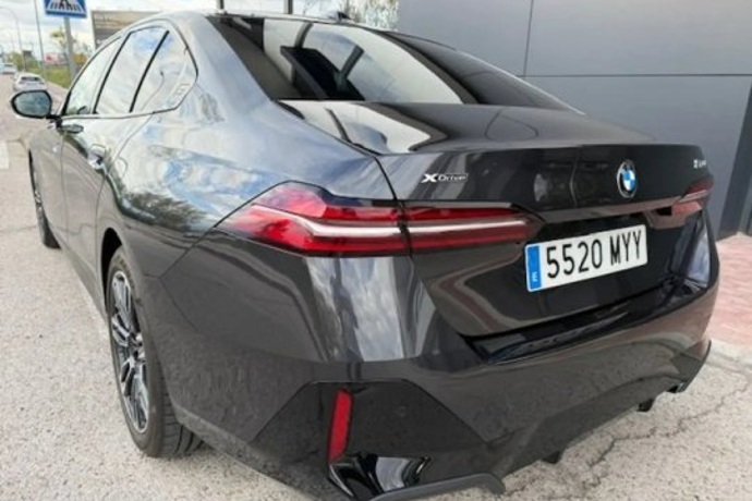 BMW SERIE 5 520 dA xDrive M Sport M Sport