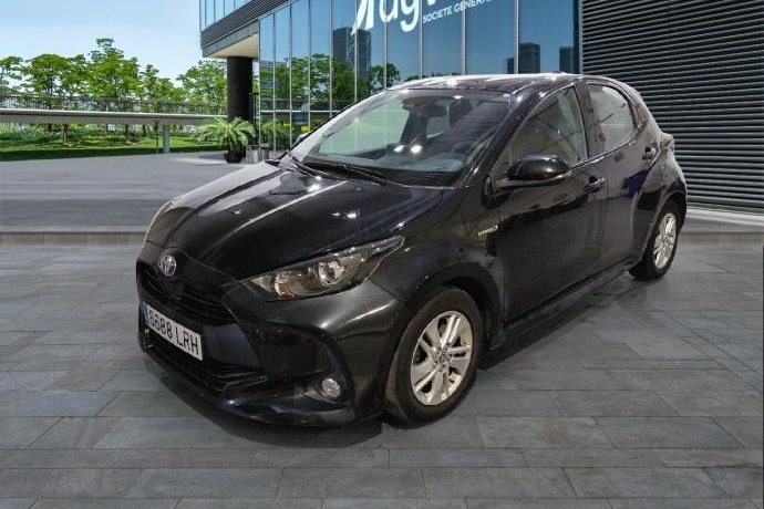 TOYOTA YARIS 1.5 120H Business Plus
