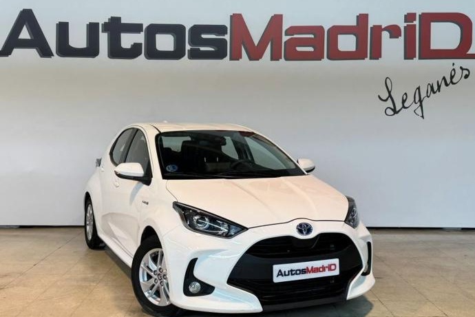 TOYOTA YARIS 1.5 120H Business Plus