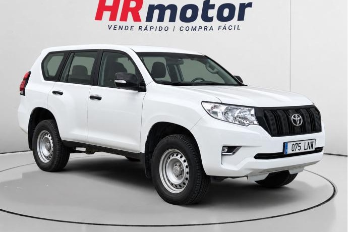 TOYOTA LAND CRUISER 2.8 D-4D GX 150 kW (204 CV)